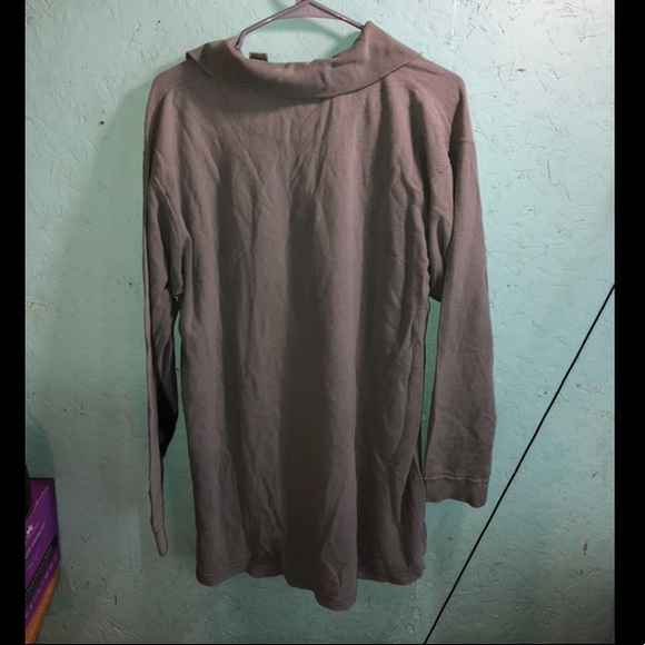 Trail’s End Collared Long Sleeve - Picture 11 of 13